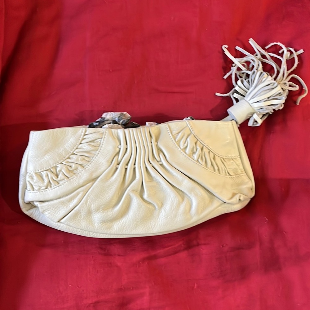 White House black market purse. Brand new. Never used. White/cream.